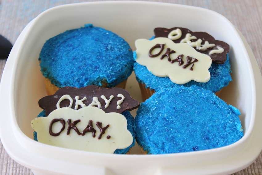 These Fault in Our Stars cupcakes are delicious and so easy to make! #cupcakes #TFIOS #hotchocolatehits