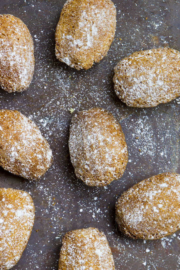 Recipe for foolproof French Madeleines. The perfect tea-time treat. 